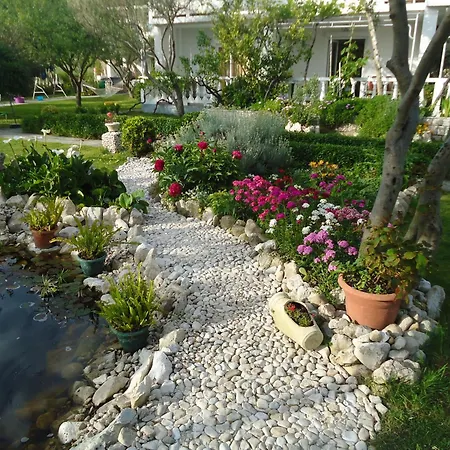 Sweet Apartment Palit